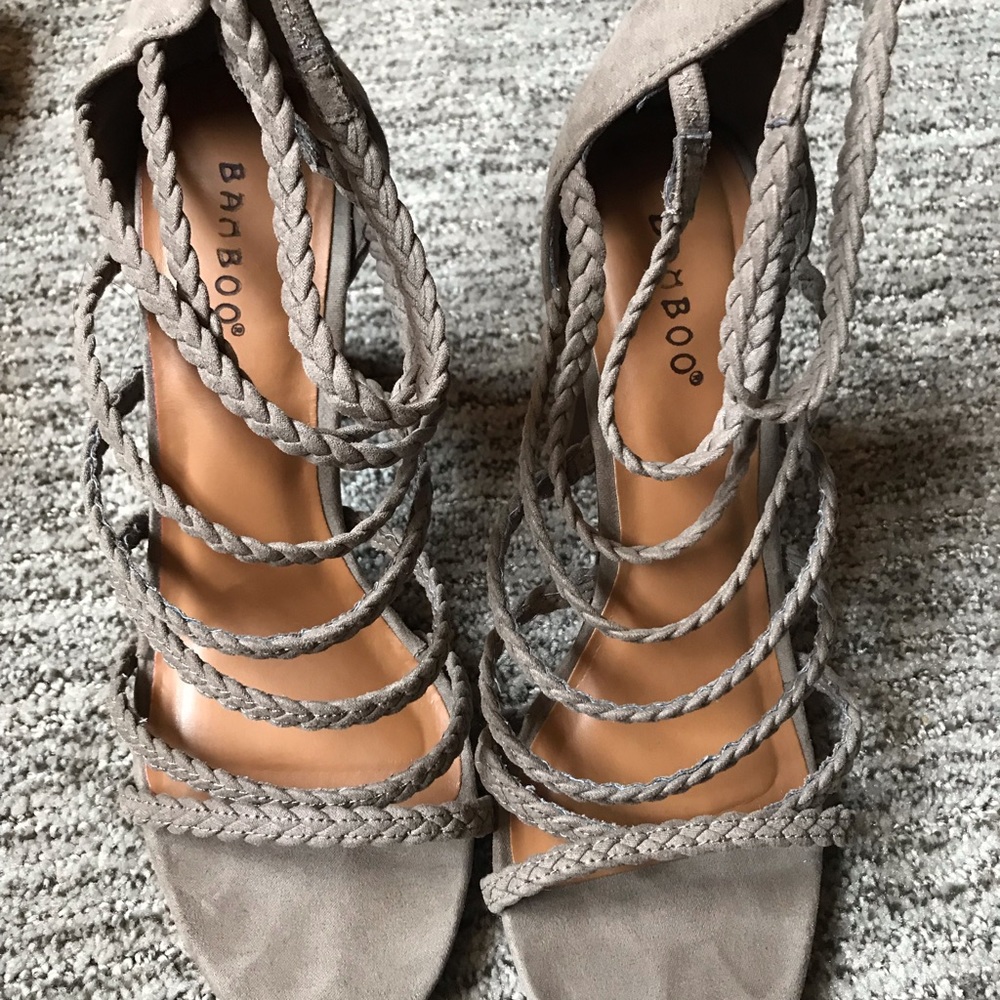 Heels!! - Picture 2 of 3